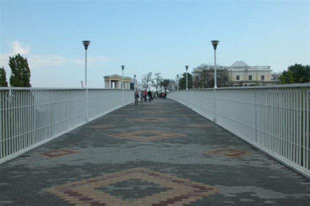 Длинны Тещин Мост