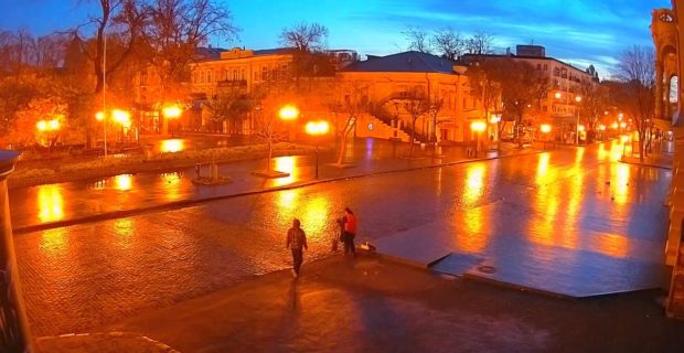 Рассвет на Дерибасовской, Одесса