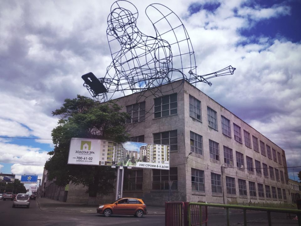 Двери в рай скульптура Александра Милова