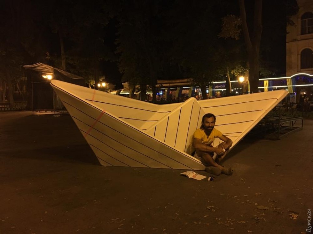 скульптура кораблик одесса александр милов