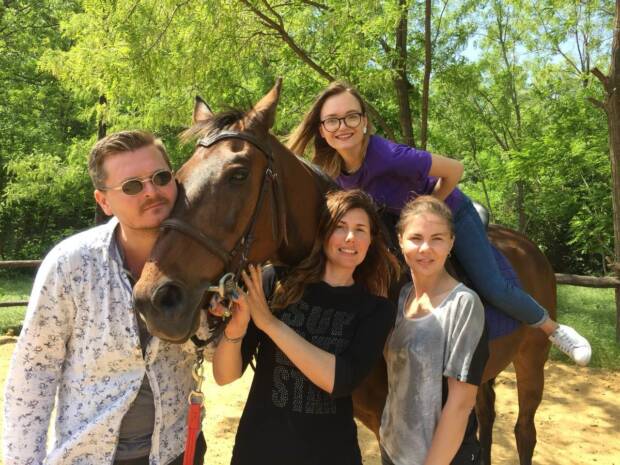 Айвенго, конный клуб. Активный отдых, экстрим > Конные клубы, Одесса