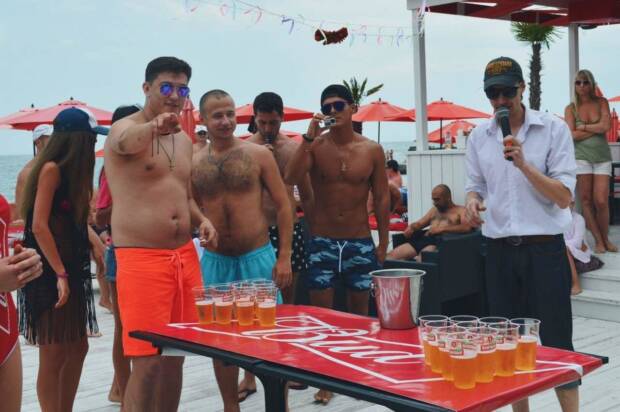 Икра, ресторан пляж Ikra. Детский отдых, аквапарки, зоопарки, цирк > Отдых на природе, пляжи, Одесса