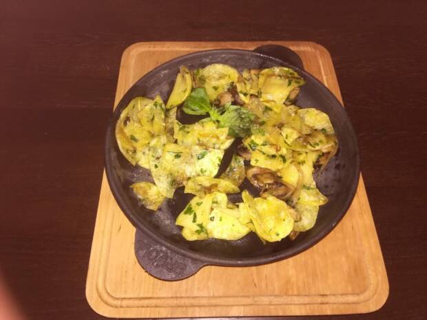 Мясная продукция в кафе Таргим. Рестораны, кафе, пиццерии, суши > Кафе, бары, Одесса