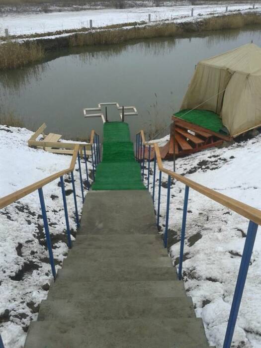 Одесский лыжный курорт в Березовке.Всесезонный спортивно-оздоровительный комплекс "Action city". Активный отдых, экстрим > Каток, зимние виды отдыха, прокат экипировки, Одесса