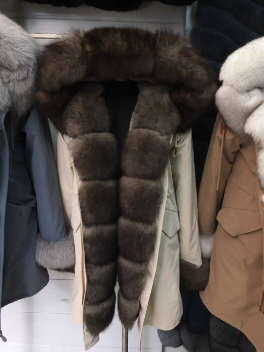 Одежда Женские Шубы Одесса 7 км. Шоппинг > Меховые и кожаные изделия, Одесса