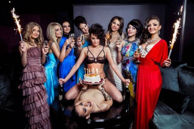 AXIS, стрип-клуб в Одессе. Ночные клубы, караоке, боулинг, бильярд > Стриптиз-клубы, Одесса