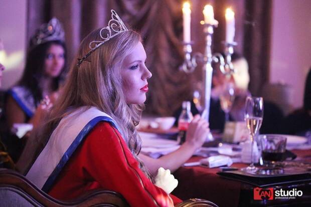 Артшат Холл (Арт-шат, Artshat), мясной ресторан. Ночные клубы, караоке, боулинг, бильярд > Ночные клубы, Одесса