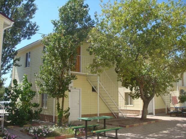 База отдыха Карпаты, ночной клуб на пляже. Турагентства, гостиницы, базы отдыха > Санатории, Одесса