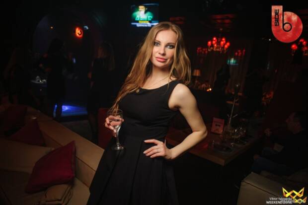 Bside(B-side), ресторан, караоке клуб. Рестораны, кафе, пиццерии, суши > Кафе, бары, Одесса