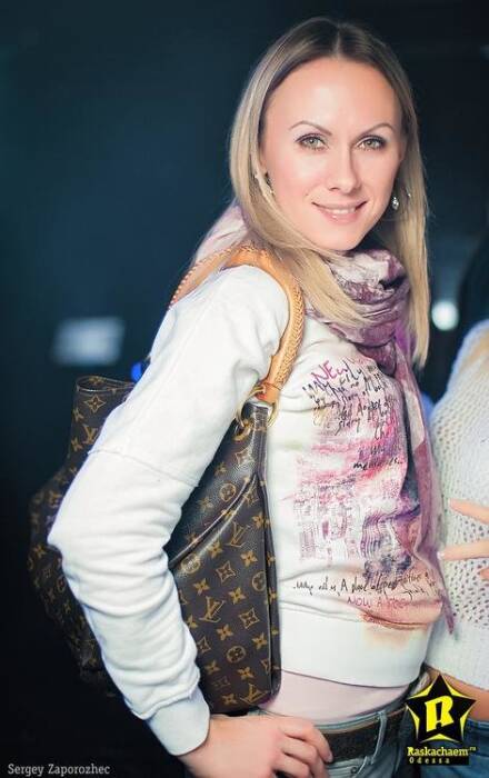 Fancy Room, ночной клуб. Ночные клубы, караоке, боулинг, бильярд > Ночные клубы, Одесса