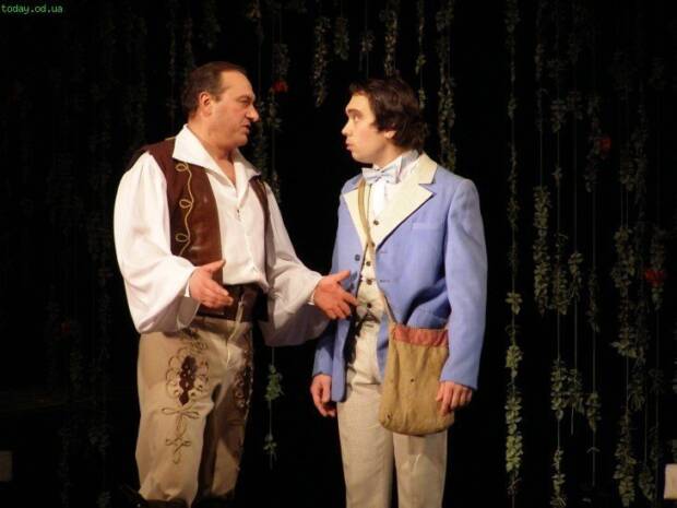 Одесский академический театр музыкальной комедии имени Михаила Водяного. Кинотеатры, музеи, театры, выставки > Театры, филармонии, органный зал, Одесса