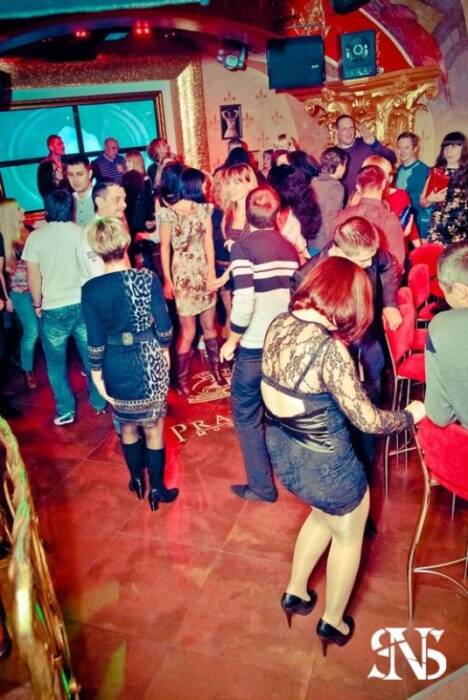 Praetoria, ночной клуб. Ночные клубы, караоке, боулинг, бильярд > Ночные клубы, Одесса