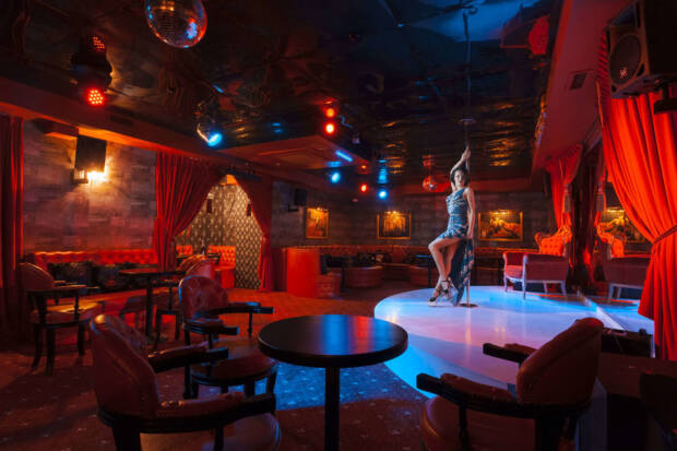 Strip Club Flirt. Ночные клубы, караоке, боулинг, бильярд > Стриптиз-клубы, Одесса