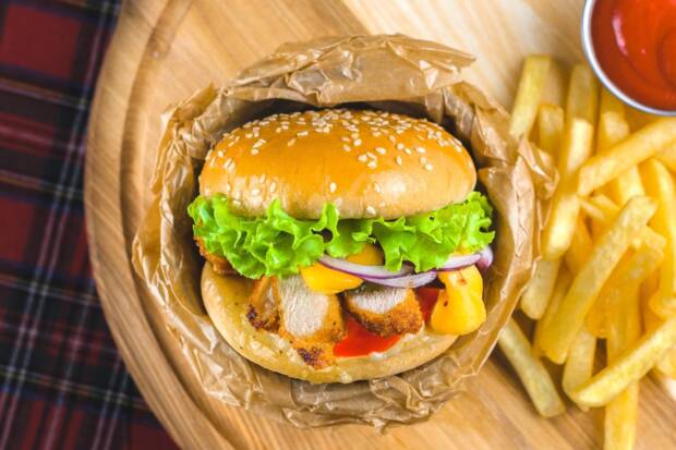 The Churchill, английский паб. Рестораны, кафе, пиццерии, суши > Пабы и пивные заведения, Одесса