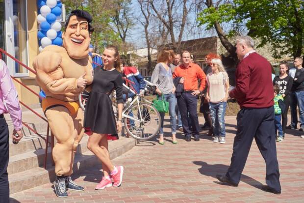 Atmosfera, фитнес клуб. Спортзалы, школы танцев, фитнес клубы > Фитнес клубы, тренажерные залы, Одесса