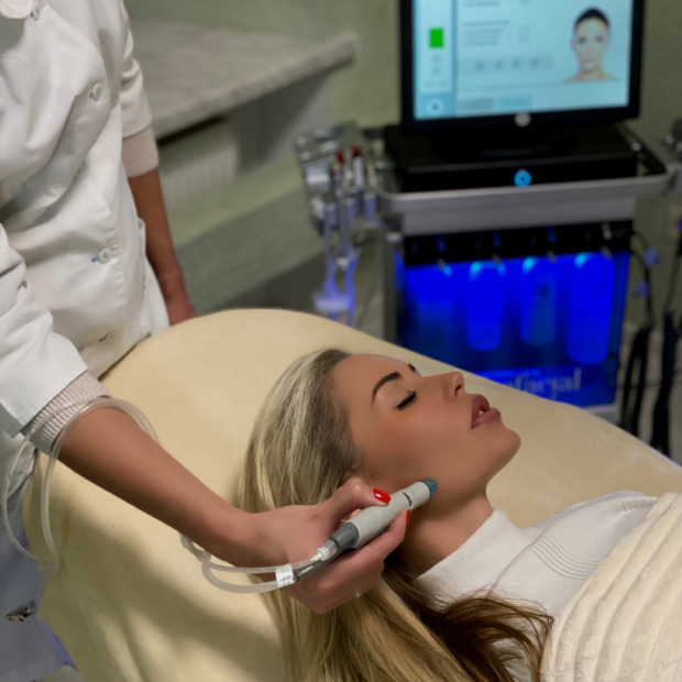 Kto Takaya, косметология. Салоны красоты, солярии, сауны, SPA > Косметология, Одесса