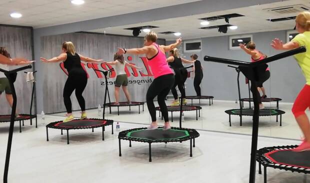 Liberty, bungee fitness, фитнес, флай йога, аэрострейтчинг в Одессе. Спортзалы, школы танцев, фитнес клубы > Фитнес клубы, тренажерные залы, Одесса