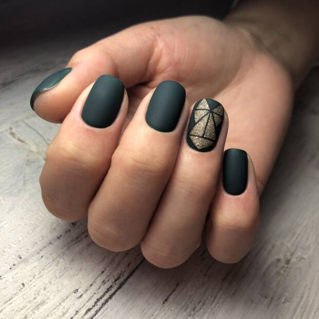 Ногтевой сервис в салоне Иу-Иу. Салоны красоты, солярии, сауны, SPA > Ногтевой сервис, Одесса