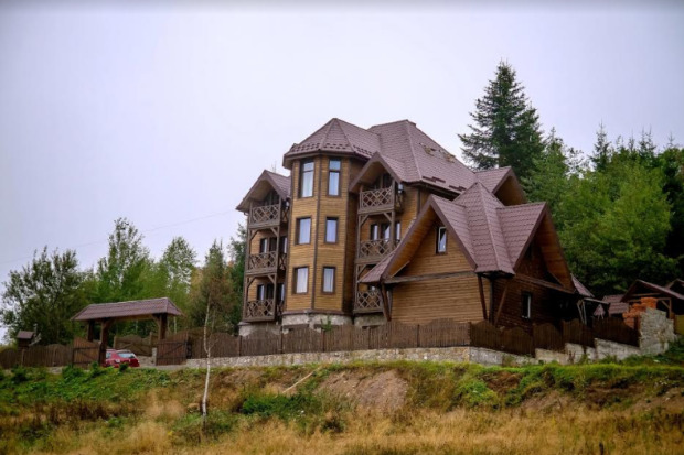 Оздоволение в комплексе «Під Лісом» в Карпатах. Турагентства, гостиницы, базы отдыха > Санатории, Одесса