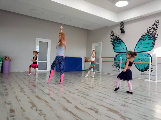 Танцы, Контемпорари, Хип-Хоп, Джаз Фанк, Восточный танец. Спортзалы, школы танцев, фитнес клубы > Школы танцев, Одесса