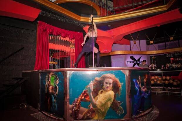 X-Club, русская баня, римская сауна, финская сауна. Ночные клубы, караоке, боулинг, бильярд > Стриптиз-клубы, Одесса