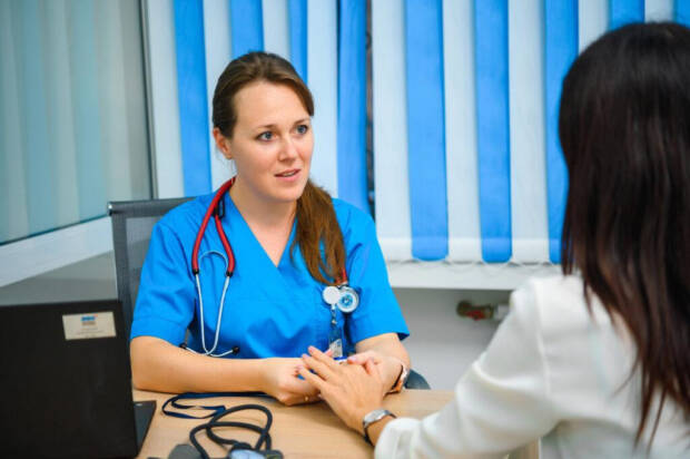 Консультация терапевта R-Clinic