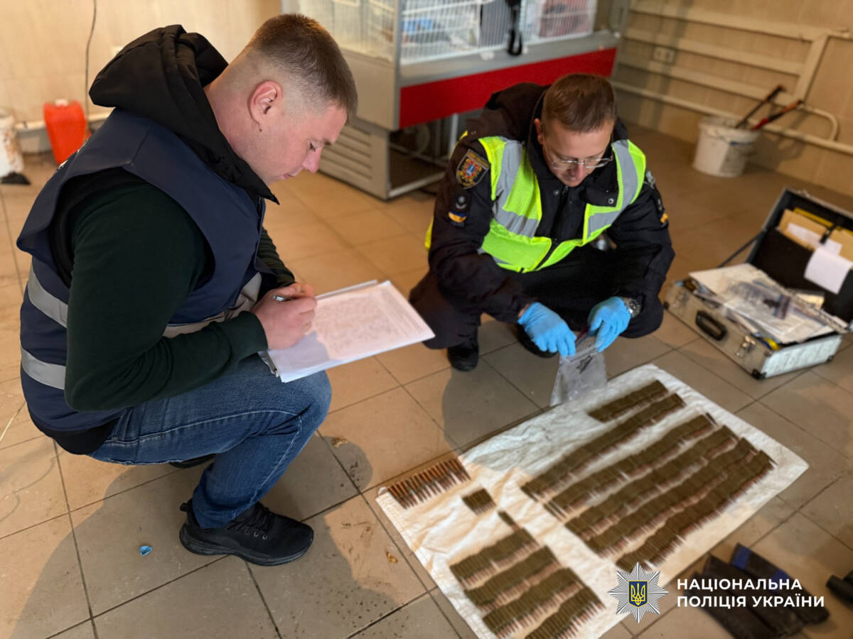 Поліція Одещини викрила три епізоди незаконного продажу зброї