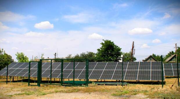 Сім шкіл Одеської області отримали автономні сонячні електросистеми