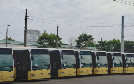 Гуманітарні автобуси в Одесі: безкоштовне перевезення для незахищених верств населення