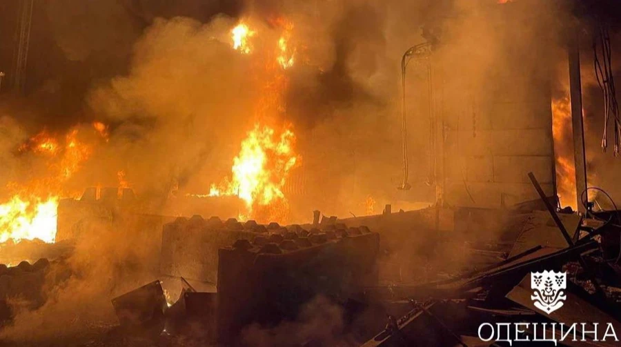 Росія завдала удару по портовій та енергетичній інфраструктурі Одещини — дронові удари 4 листопада