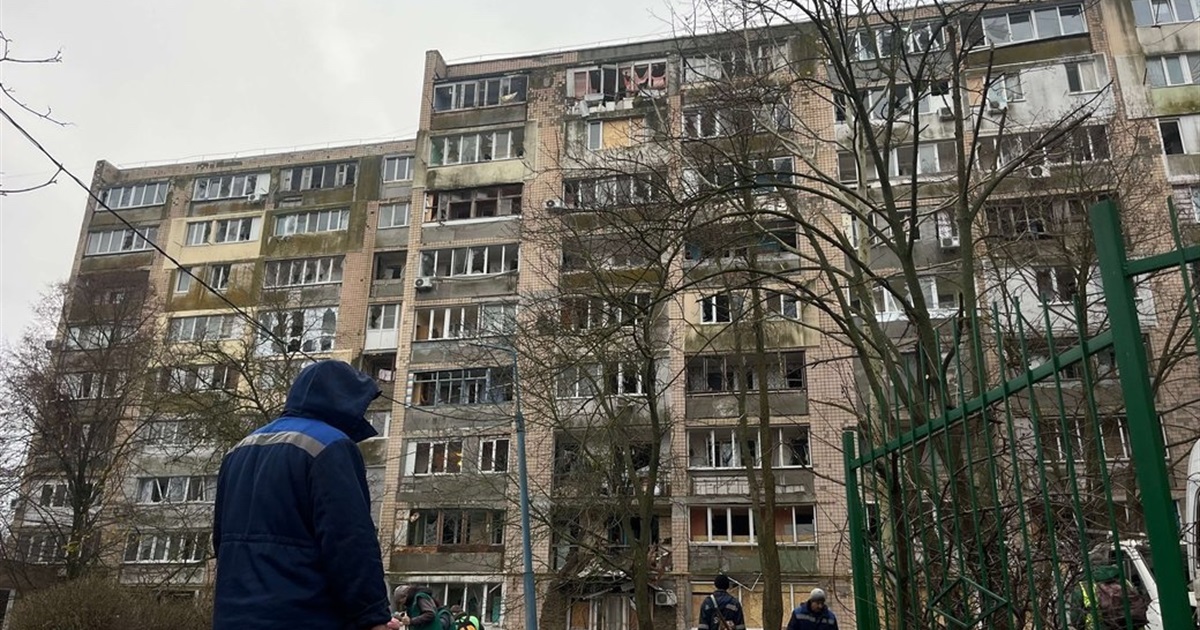 Російська атака на Південне: 8 постраждалих, зруйнований ліцей, масштабні руйнування