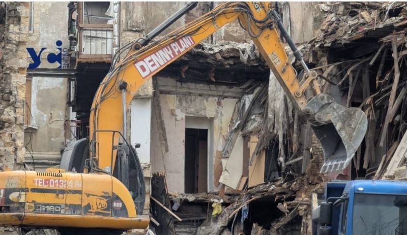 Демонтаж будинків в Одесі: наслідки російського обстрілу червня 2025 року