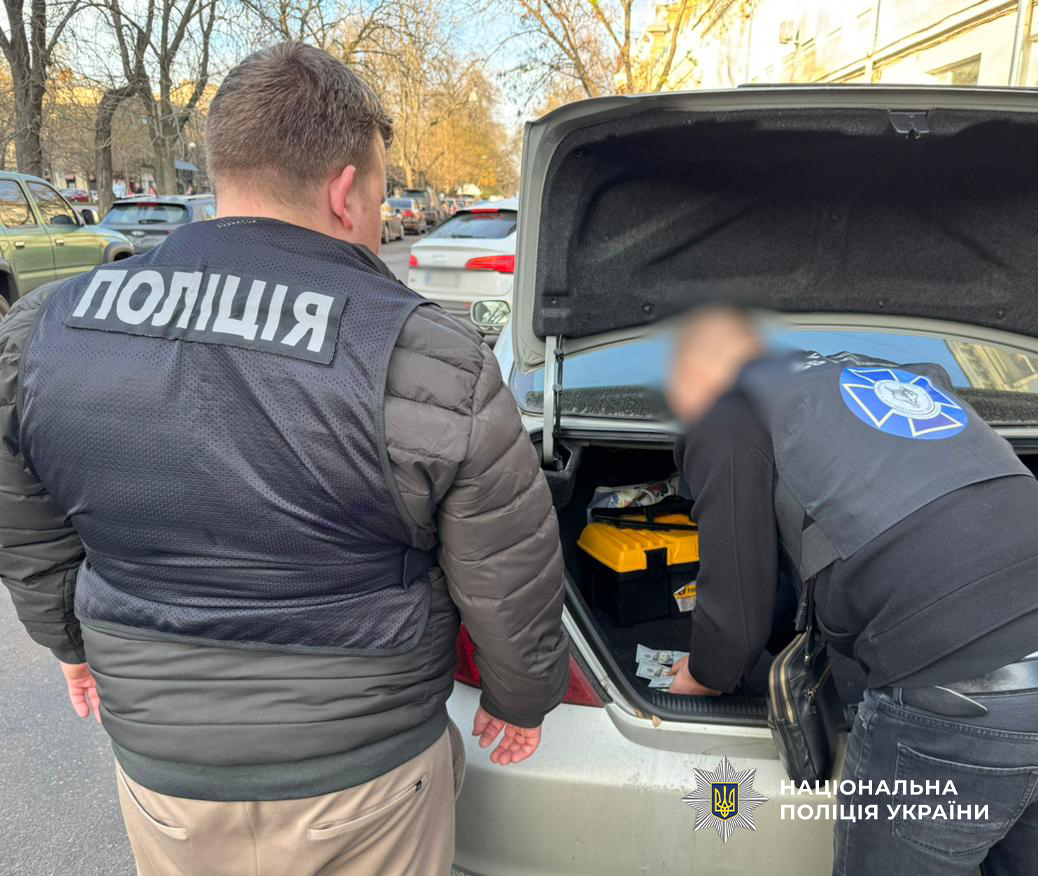 В Одесі іноземець намагався підкупити СБУ за проросійський контент - затримання