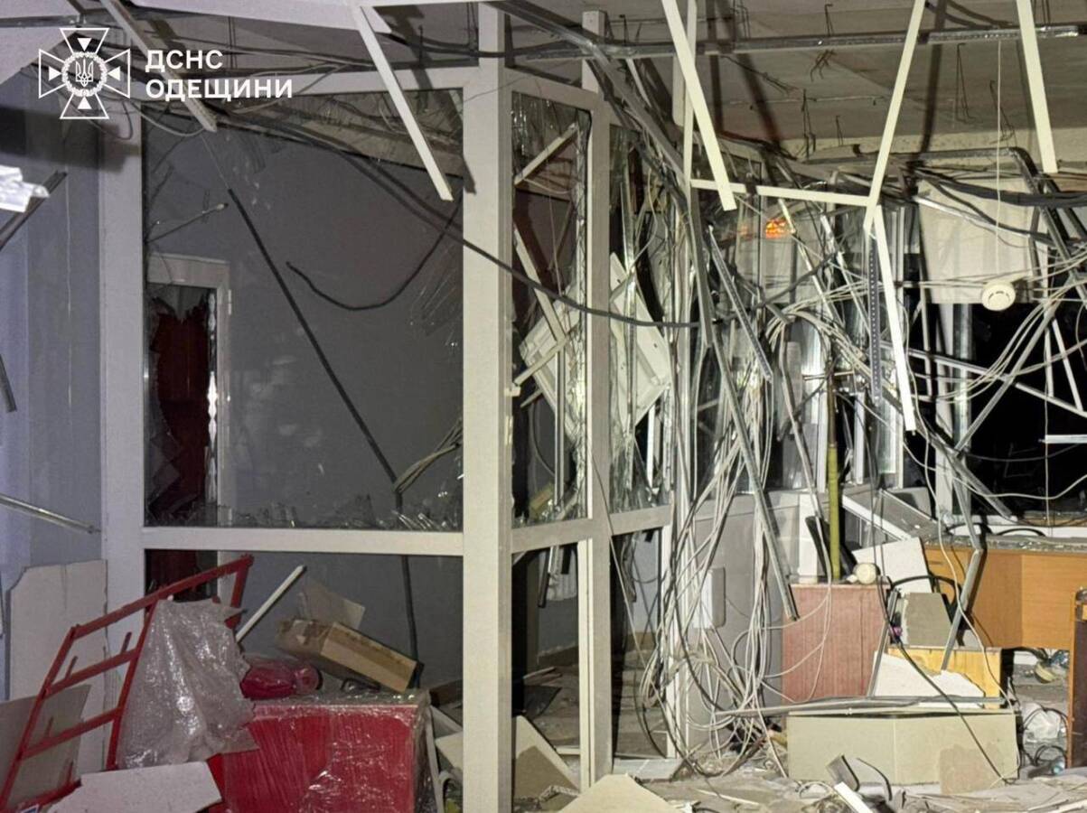 Нічна атака на Одесу: 1 загиблий, 2 поранені, пошкоджена інфраструктура