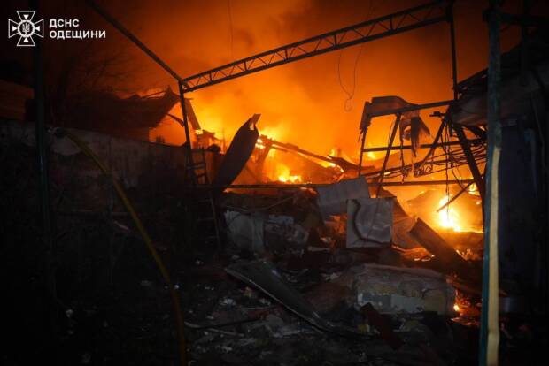 На Одещині вночі внаслідок атаки російських дронів постраждали троє людей