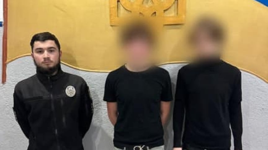 Поліція встановила підлітків у справі з котом в Одесі: інцидент з видео