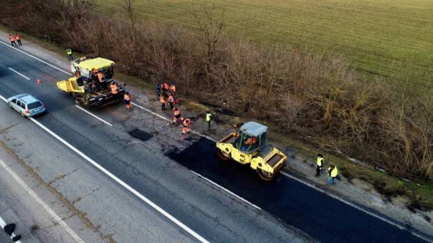 На трасі Київ — Одеса вже відновили 50 тисяч м² доріг