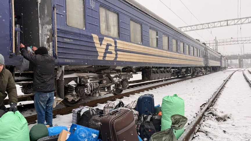 Провідниця загинула під час евакуації потяга на Одещині — Укрзалізниця розслідує