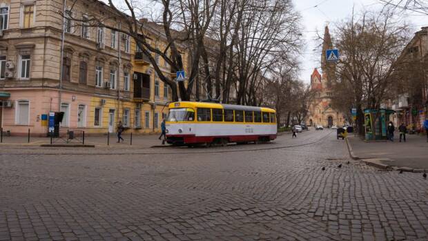 Одеські школярі можуть безкоштовно їздити в трамваях та тролейбусах