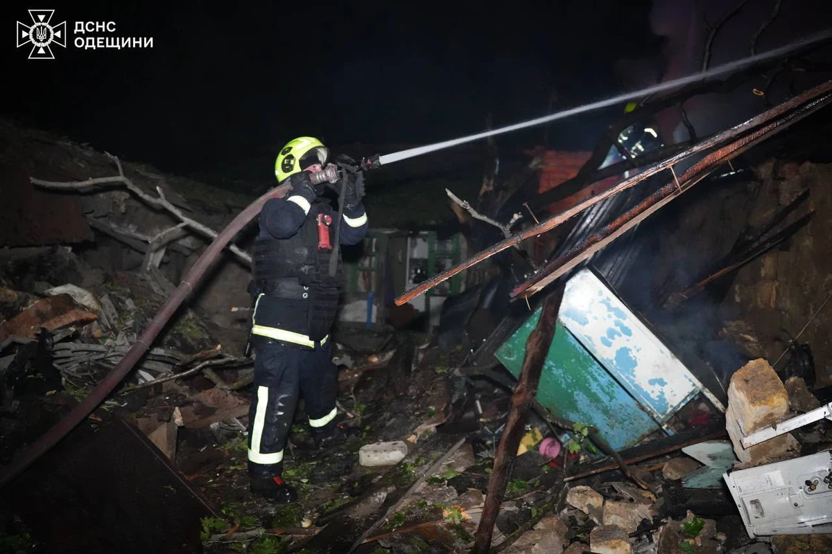 Атака на Одесу 20 травня: пошкоджено будинки та автівки